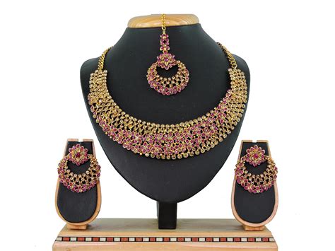Buy Pink Color Necklace Set Online