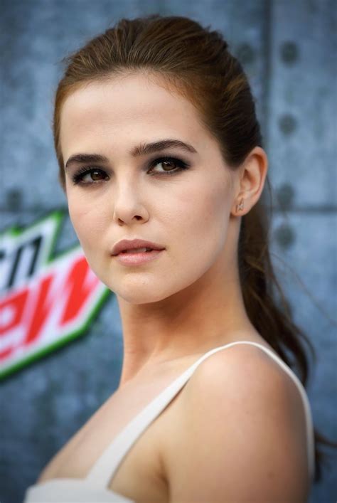 Pin By August Duwi On Beautiful Ones Zoey Deutch Zoey Spike Tv