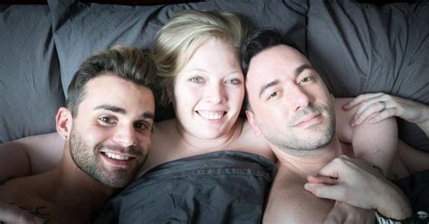 these people are living as a throuple and we don t know what to think thatviralfeed