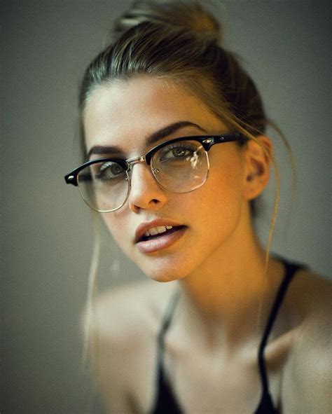 Notitle ♔ ᗩᑕᑕeᔕᔕoᖇieᔕ Brillen Frauen Brille Gesicht