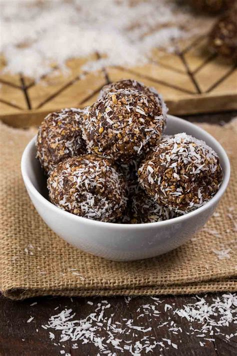 Chocolate Coconut Vegan Energy Balls Veggie Chick