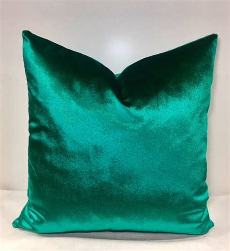 Luxury Emerald Green Velvet Throw Pillow Green Pillows Etsy