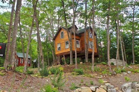 Luxury Tree House With Jacuzzi Near White Mountain National Forest