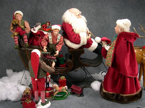 Dont Forget Your Hat Handsculpted Santa Mrs Claus And Elves By Diane Troutman Navidad