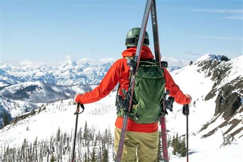 How To Carry Skis On The Backpack Best Ways Backpacks Geeks