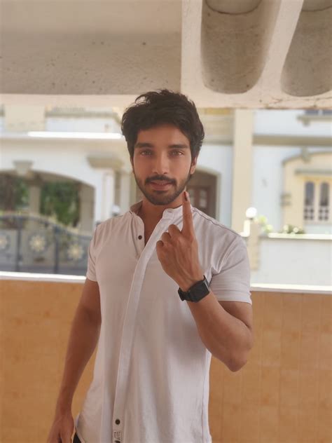 Nazar Actor Harsh Rajput Especially Took An Off To Cast His Vote