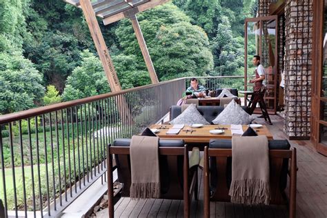 Villa gedong putih, triniti lembang bandung indonesia, dec 2018. tempatnya wouw banget! - Review Ladyonaf @placetogoandeat ...