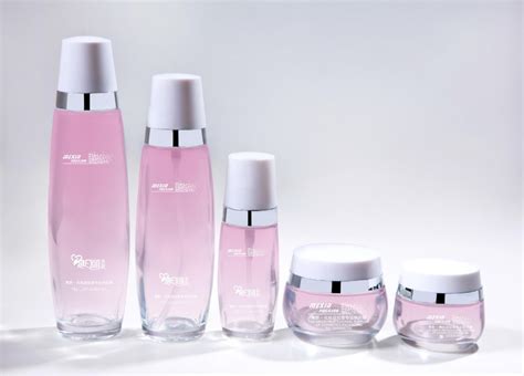 China Cosmetic Glass Bottle - China Glass Bottles and Glass Jars price