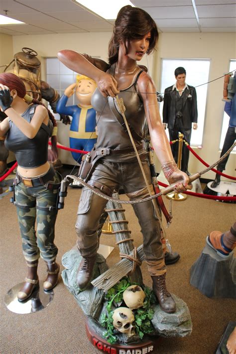 Tomb Raider Lara Croft 5 Life Size Statue Rare Lm Treasures