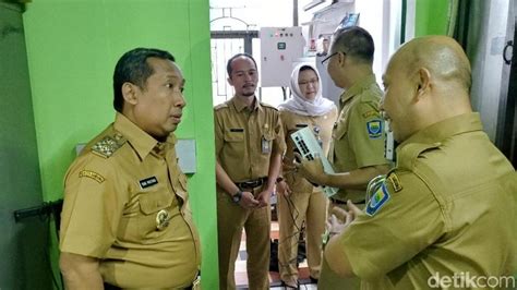 Wakil Wali Kota Minta Pns Bandung Terapkan Kang Pisman Di Rumah