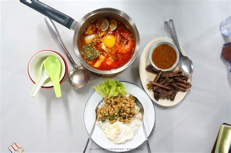 An original street style boat noodle, made from mostly 100% thai product & halal guarantee. ABM Official - The Little Rara Thai Noodle House, Jalan ...