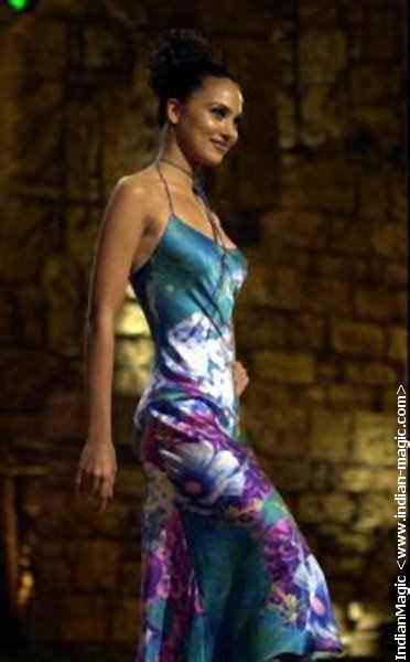 Lara Dutta Miss Universe 2000 IndianMagic Image 31