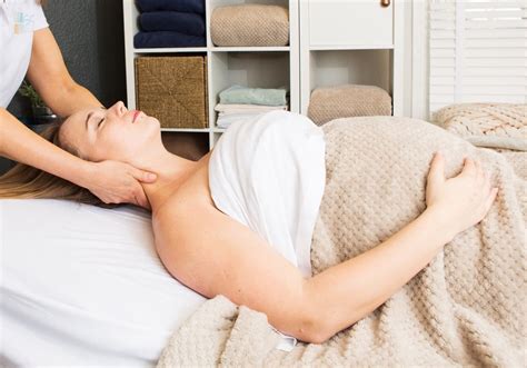 the best pregnancy massage in ealing broadway the soma room