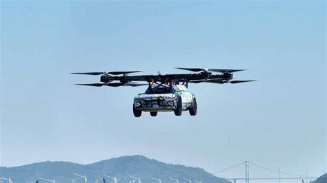 Watch Xpeng Vtol Flying Electric Car Successfully Complete First Flight