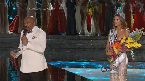 Steve Harvey Crowns The Wrong Miss Universe 2015 Abc News Youtube