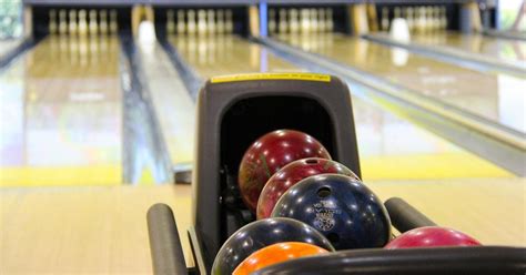 Bowling Alleys Arcades Movie Theaters Reopen In Broward With Reduced