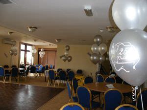 We love the option of balloons for weddings because they make a huge statement without breaking the bank. Balloon decoration for a 25th wedding anniversary by ...