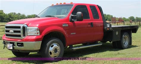 2005 Ford F350 Super Duty Xlt Supercab Flatbed Pickup Truck In Ponca