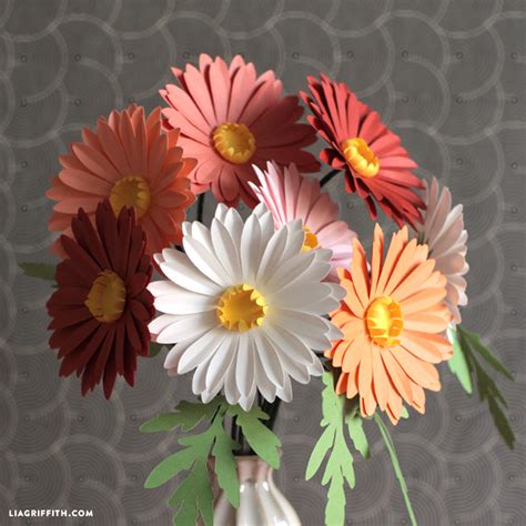 Simple Paper Daisies Lia Griffith
