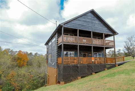11 Pet Friendly Airbnb And Vrbo Cabin Rentals In Sevierville Tn Doggy