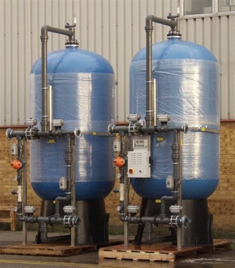 Automatic Blue Industrial Water Softening System Capacity 10000 Lph
