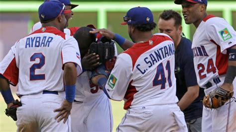dominican republic remains unbeaten in world baseball classic