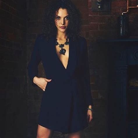 Net worth, overview, biography, birthday, family, and many more. Mecia Simson - galeria, zdjęcie 13