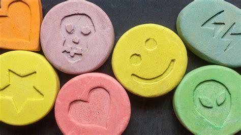 Sally Vs Molly The Difference Between Mdma Mda