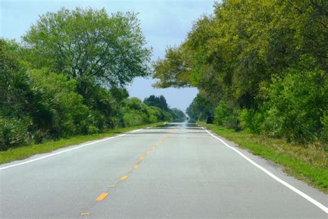 Why Does It Look Like Theres Water On The Road When Its Hot Outside