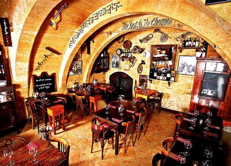 The Best Bars And Nightlife In Malta Easyjet Traveller