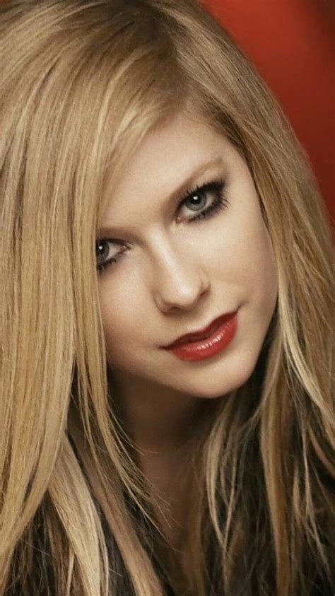 Avril Lavigne Singer And Songwriter Avril Levigne Avril Lavingne Avril Lavigne