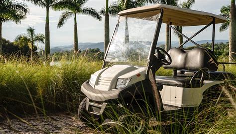 Carro de golfe conheça os benefícios e a versatilidade desse veículo