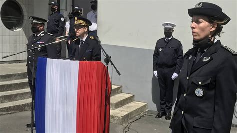 Caen Les Policiers Honorent Leurs Morts