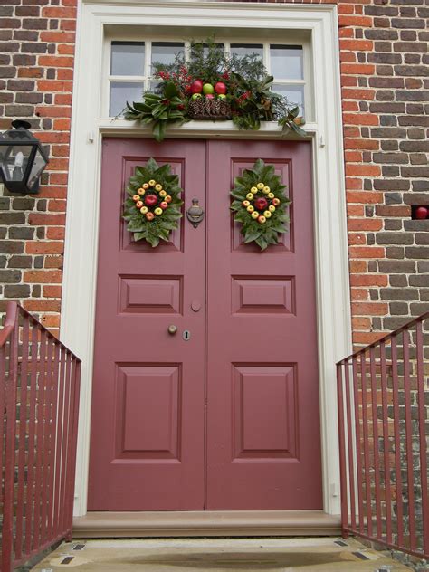 Williamsburg Christmas Wreaths Williamsburg Christmas Colonial