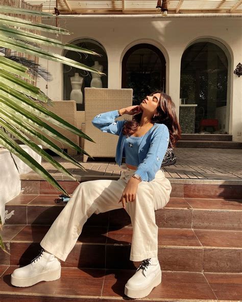 Khushi Kapoor Is A Stunner And Her Instagram Pictures Are Proof See