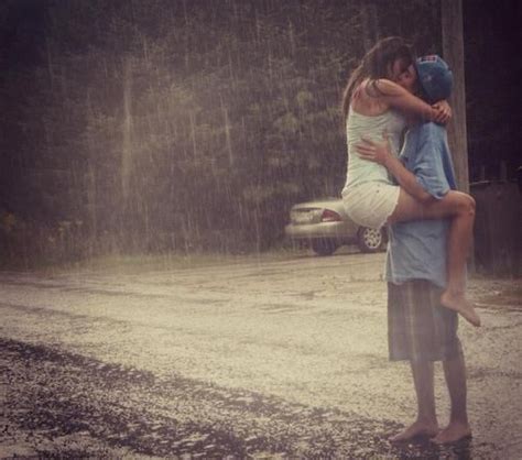 Make Out In The Rain Kissing In The Rain Summer Couples Cute Couple Pictures