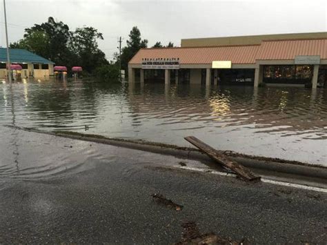 Gulfport Homes Flood Mayor Declares State Of Emergency