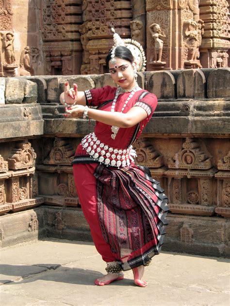 Thank you so much for watching me. 10 enthralling dance forms in India!