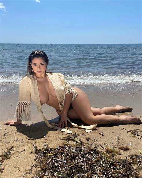 Hot Leak Demi Rose Flaunts Her Boobs Hot Photos Scandal Xxx