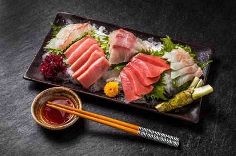 Simple Guide On How To Eat Sashimi Like A Japanese