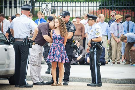 Babe Woman Arrested In Front Of White House A Photo On Flickriver