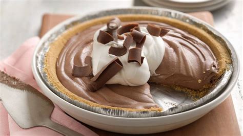 This baileys chocolate cream pie is smooth, creamy and set in an oreo crust with a layer of oreo crumbs throughout the center! Chocolate Cream Pie - No Sugar Added | Chocolate cream pie ...