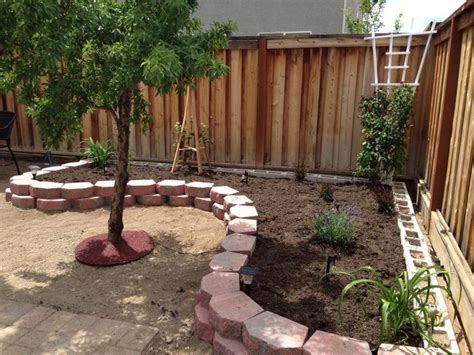 You can get discouraged from different factors. Backyard landscaping designs, Backyard landscaping, Fence ...