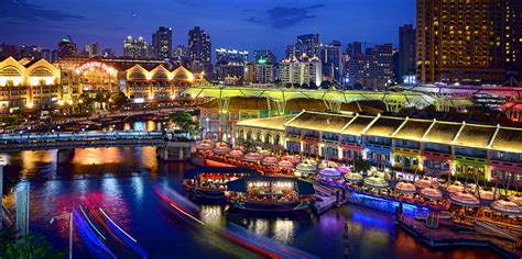 Clarke quay is bordered on the north by fort canning, on the east by boat quay, on the south by china square and pearl's hill, and on the west by robertson quay. Best Honeymoon Spots at Singapore - International Holiday ...