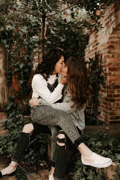 This Same Sex Couple Couldnt Have Taken Cuter Engagement Photos