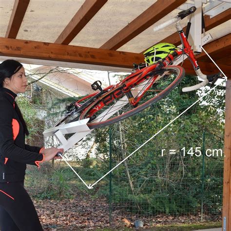 A unique pulley locking mechanism on this bicycle lift quickly hoists your bike for easy storage, giving you extra space in your garage. Flat Bike Lift Store your bike flat against the ceiling of ...