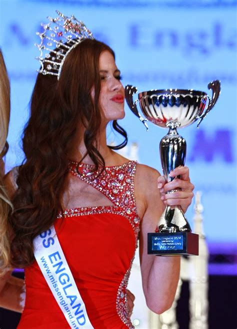 Pics Carina Tyrell Carries A Top Prize Of 100000 Miss England 2014