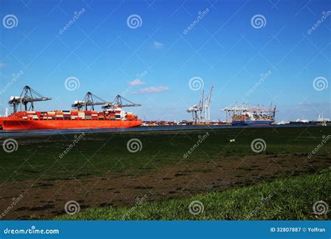 Docked Container Ships Stock Image Image Of Plain Loading 32807887