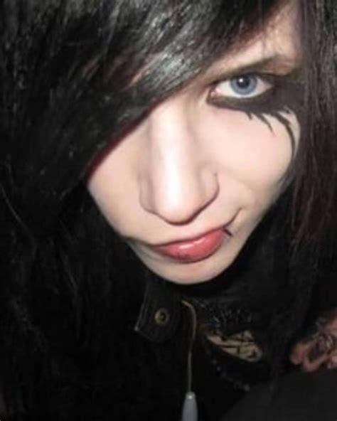 Pin By Jgrilblackiss On Andyy Andy Biersack Andy Black Black Veil
