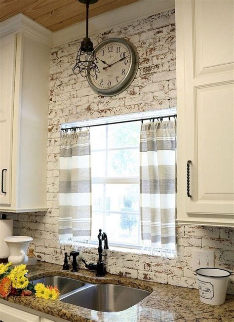 See more ideas about marble tile backsplash, white quartzite, quartzite counters. 65 Farmhouse Kitchen Backsplash Design Ideas | Budget ...